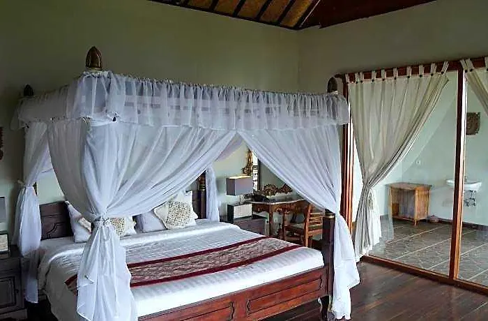 Sari Garden Guest house 2*